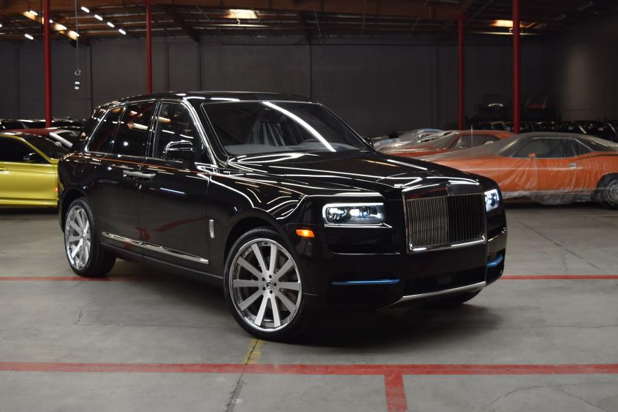  Rolls-Royce Cullinan on Forgiato Wheels (Concavo) 2018 года  (фото 1 из 8)